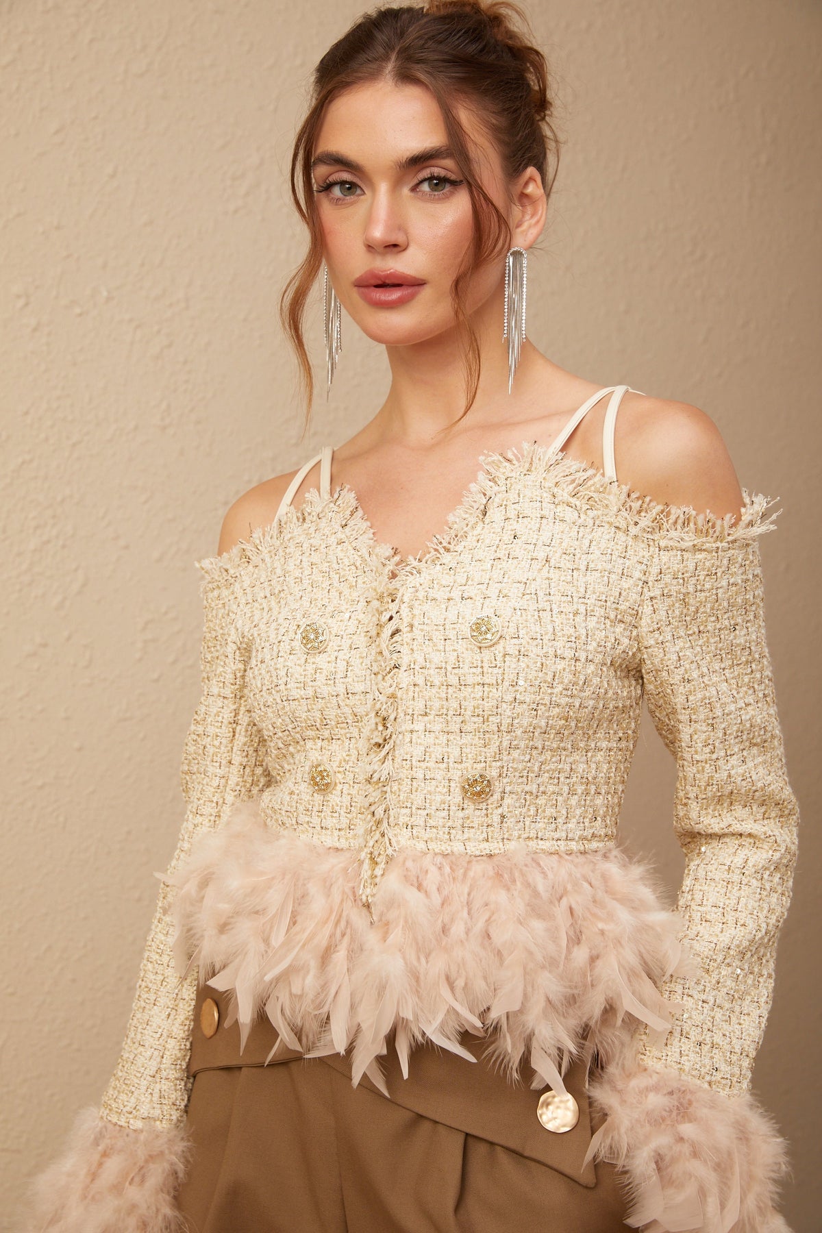 Laetiecia Omuzları Açık, Tüy Detaylı Tüvit Üst