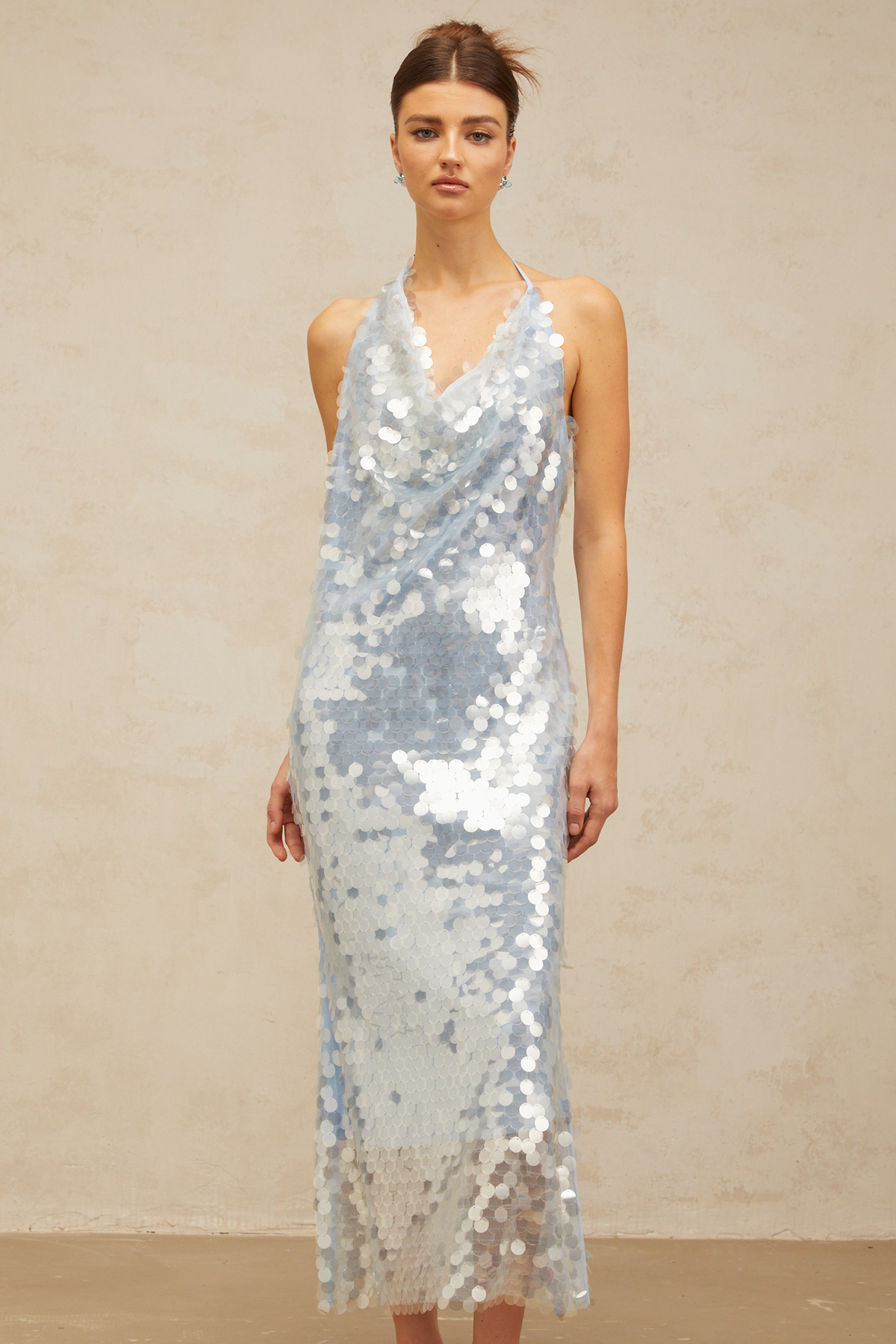 Babette Mavi Halter Yaka Payetli Midi Elbise