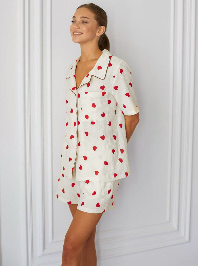 Kalp Baskılı Yakalı Pijama Takımı
